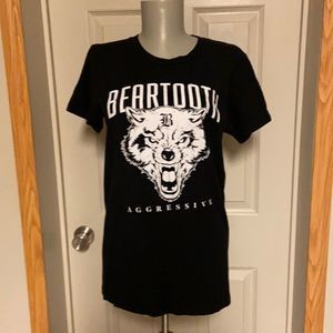 Beartooth shirt size small!